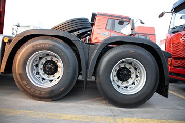 �ൺ���JH6 ������ 12.5L���� 580���� 6X4 һ�����12�� ǣ����ͼƬ