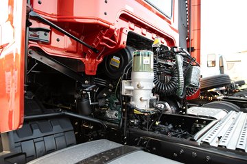 �ൺ���JH6 ������ 12.5L���� 580���� 6X4 һ�����12�� ǣ����ͼƬ