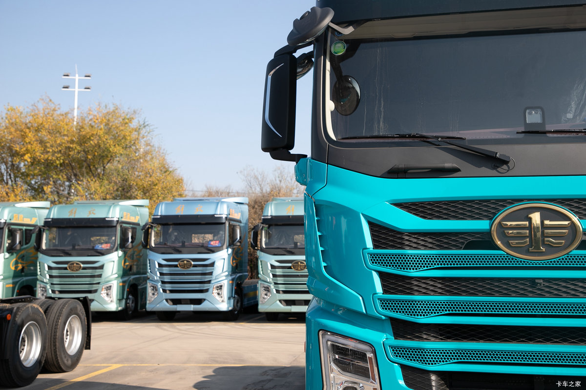 �ൺ��� ӥ; ͷ�Ȳ� ���ɿ� 680���� 6X4 AMT�Զ���ǣ�������                                                