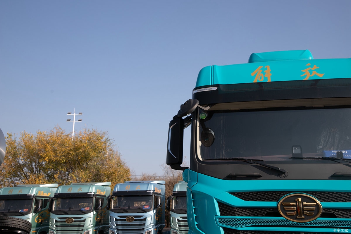 �ൺ��� ӥ; ͷ�Ȳ� ���ɿ� 680���� 6X4 AMT�Զ���ǣ�������                                                