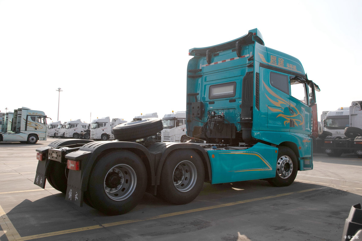 �ൺ��� ӥ; ͷ�Ȳ� ���ɿ� 680���� 6X4 AMT�Զ���ǣ�������                                                