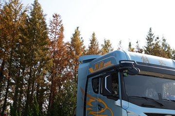 �ൺ��� ӥ; ����� 14.5L LNG 630���� 6X4 һ�����12�� AMT�Զ���ǣ����ͼƬ