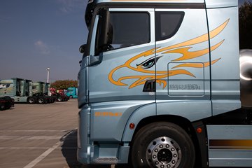 �ൺ��� ӥ; ����� 14.5L LNG 630���� 6X4 һ�����12�� AMT�Զ���ǣ����ͼƬ