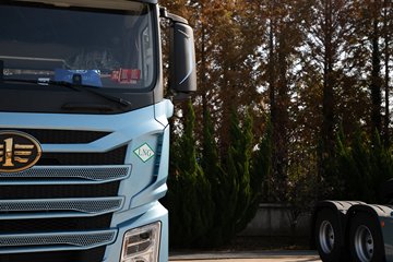 �ൺ��� ӥ; ����� 14.5L LNG 630���� 6X4 һ�����12�� AMT�Զ���ǣ����ͼƬ