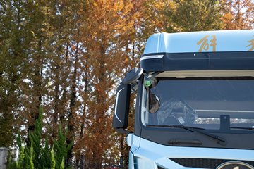 �ൺ��� ӥ; ����� 14.5L LNG 630���� 6X4 һ�����12�� AMT�Զ���ǣ����ͼƬ