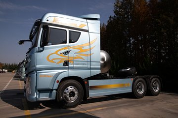 �ൺ��� ӥ; ����� 14.5L LNG 630���� 6X4 һ�����12�� AMT�Զ���ǣ����ͼƬ