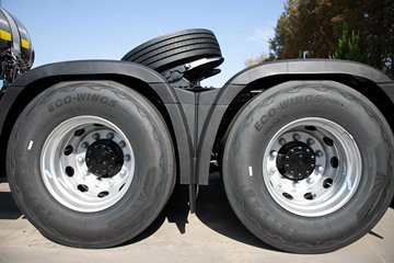 �ൺ��� ӥ; ����� 14.5L LNG 630���� 6X4 һ�����12�� AMT�Զ���ǣ����ͼƬ