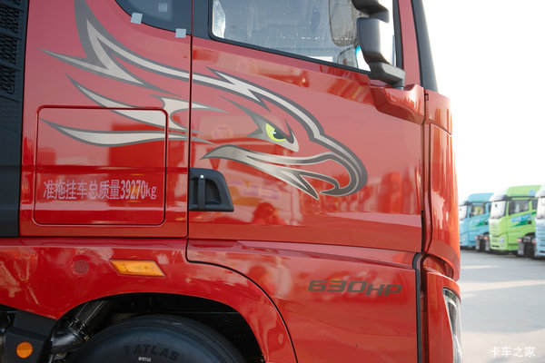 无锡市鹰航牵引车系列,打折优惠,降3万,赶快抢购!