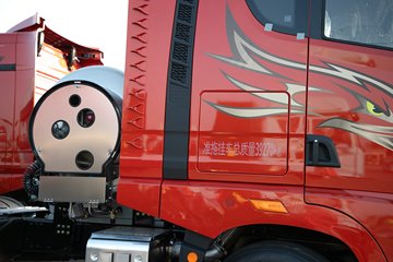 �ൺ��� ӥ�� ������ 14.6L LNG 630���� 6X4 ��ʿ��16�� AMT�Զ��� ǣ����ͼƬ