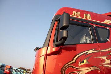 �ൺ��� ӥ�� ������ 14.6L LNG 630���� 6X4 ��ʿ��16�� AMT�Զ��� ǣ����ͼƬ