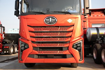 �ൺ��� ӥ�� ������ 14.6L LNG 630���� 6X4 ��ʿ��16�� AMT�Զ��� ǣ����ͼƬ