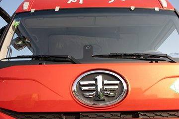 �ൺ��� ӥ�� ������ 14.6L LNG 630���� 6X4 ��ʿ��16�� AMT�Զ��� ǣ����ͼƬ