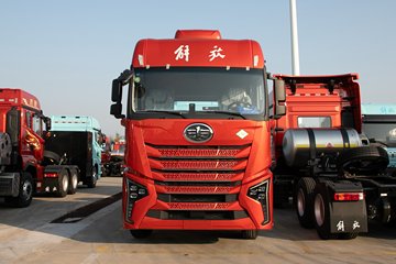 �ൺ��� ӥ�� ������ 14.6L LNG 630���� 6X4 ��ʿ��16�� AMT�Զ��� ǣ����ͼƬ