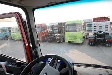 �ൺ��� ӥ�� ������ 14.6L LNG 630���� 6X4 ��ʿ��16�� AMT�Զ��� ǣ����ͼƬ