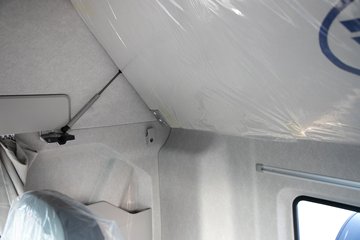 �ൺ��� ӥ�� ������ 14.6L LNG 630���� 6X4 ��ʿ��16�� AMT�Զ��� ǣ����ͼƬ