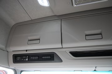 �ൺ��� ӥ�� ������ 14.6L LNG 630���� 6X4 ��ʿ��16�� AMT�Զ��� ǣ����ͼƬ