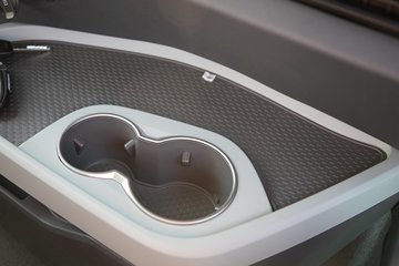 �ൺ��� ӥ�� ������ 14.6L LNG 630���� 6X4 ��ʿ��16�� AMT�Զ��� ǣ����ͼƬ