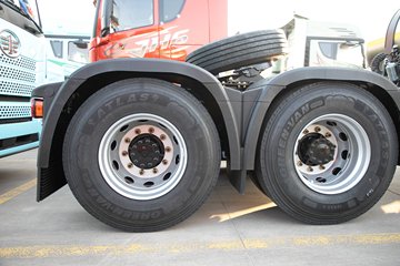 �ൺ��� ӥ�� ������ 14.6L LNG 630���� 6X4 ��ʿ��16�� AMT�Զ��� ǣ����ͼƬ