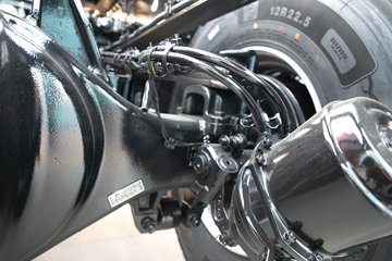 �ൺ��� ӥ�� ������ 14.6L LNG 630���� 6X4 ��ʿ��16�� AMT�Զ��� ǣ����ͼƬ