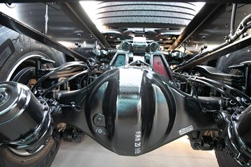 �ൺ��� ӥ�� ������ 14.6L LNG 630���� 6X4 ��ʿ��16�� AMT�Զ��� ǣ����ͼƬ