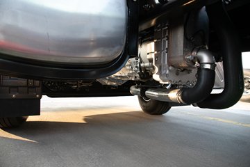 �ൺ��� ӥ�� ������ 14.6L LNG 630���� 6X4 ��ʿ��16�� AMT�Զ��� ǣ����ͼƬ