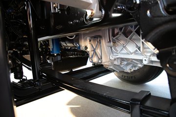 �ൺ��� ӥ�� ������ 14.6L LNG 630���� 6X4 ��ʿ��16�� AMT�Զ��� ǣ����ͼƬ