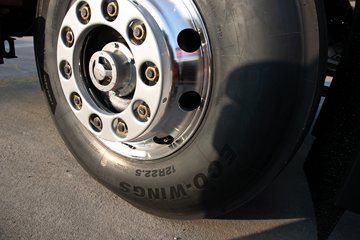 �ൺ��� ӥ�� ������ 14.6L LNG 630���� 6X4 ��ʿ��16�� AMT�Զ��� ǣ����ͼƬ