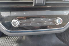 跃进超越H500 大圣 2.5L柴油 180马力 法士特8档 4.2米单排仓栅式轻卡