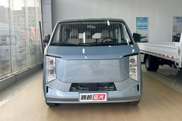 跨越星光&nbsp;电动封闭厢货外观图片