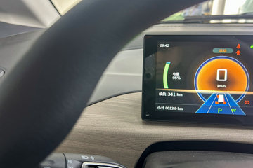 ������Խ�ǹ� 2025�� ���ʳ������� 7�� ���綯��� ����ʱ��50.23kWhͼƬ