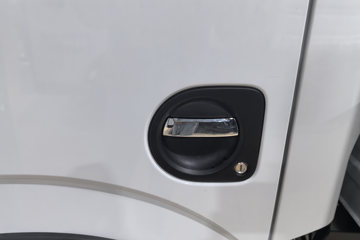 ���� ������D6-M ���ܰ� 142���� 4.17�׵��������ῨͼƬ