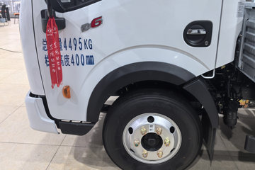 ���� ������D6-M ���ܰ� 142���� 4.17�׵��������ῨͼƬ