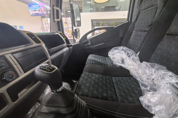 ���� ������D6-M ���ܰ� 142���� 4.17�׵��������ῨͼƬ