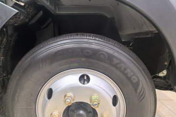 ���� ������D6-M ���ܰ� 142���� 4.17�׵��������ῨͼƬ