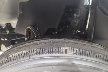 ���� ������D6-M ���ܰ� 142���� 4.17�׵��������ῨͼƬ