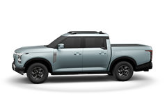 郑州日产Z9 GE PHEV 2025款 标准版 两驱 插电式混合动力双排皮卡 国轩高科17kWh