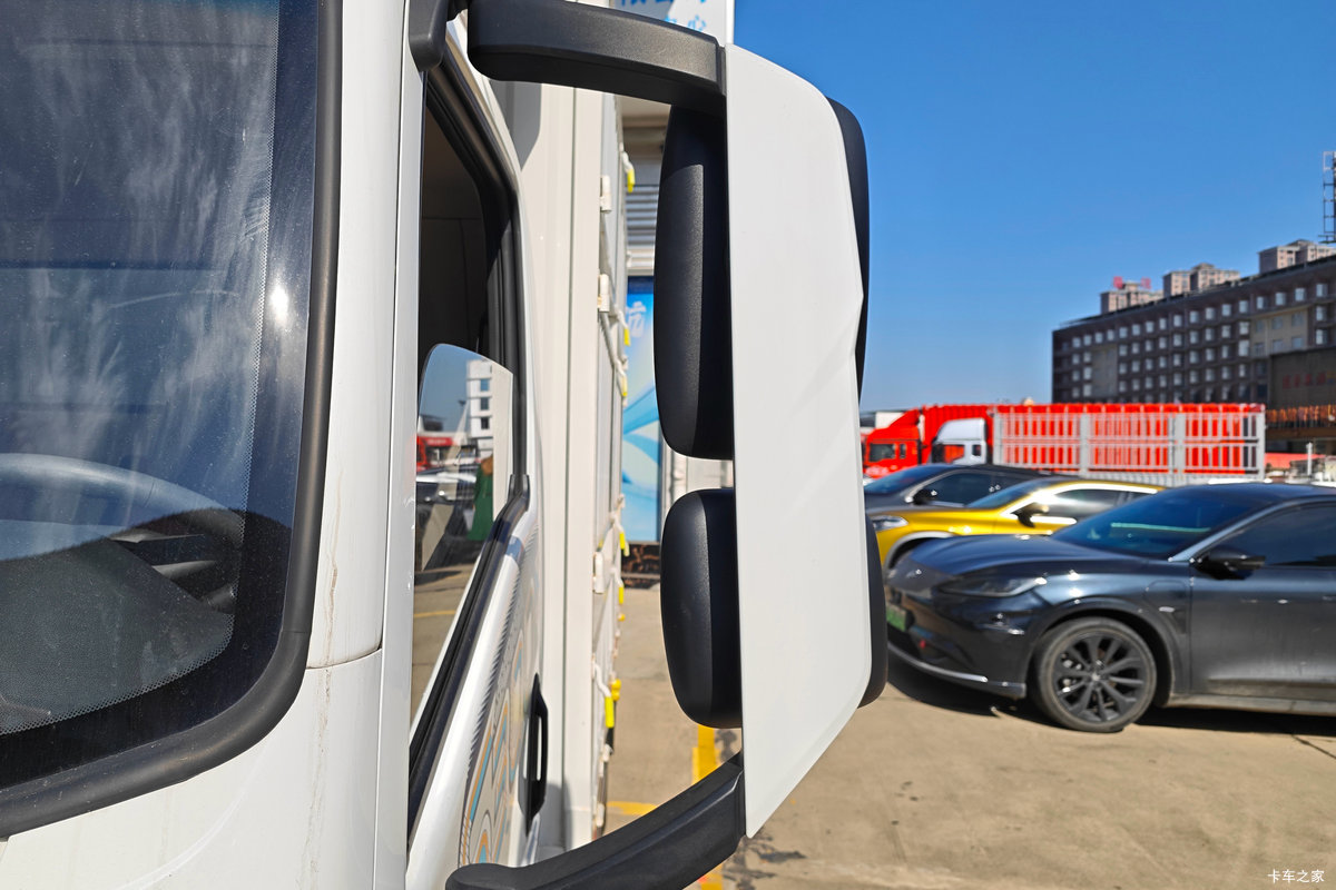 �������ó� ����S300 ���а� 4.5T 4.18�׵��Ŵ��綯��դʽ�Ῠ(�㴨���)(��ɲ)100.07kWh���