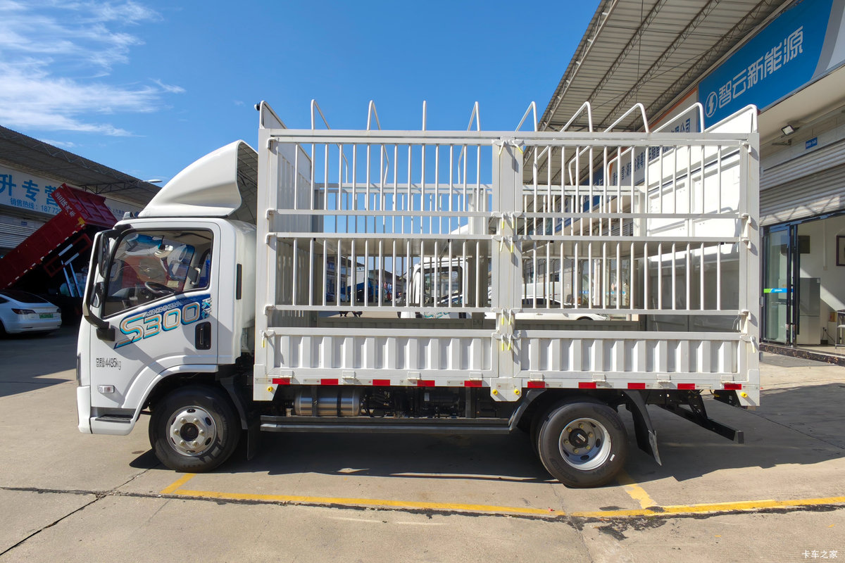 �������ó� ����S300 ���а� 4.5T 4.18�׵��Ŵ��綯��դʽ�Ῠ(�㴨���)(��ɲ)100.07kWh���