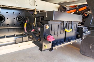 �������ó� ����S300 ���а� 4.5T 4.18�׵��Ŵ��綯��դʽ�Ῠ(�㴨���)(��ɲ)100.07kWhͼƬ