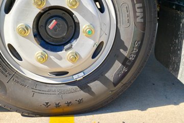 �������ó� ����S300 ���а� 4.5T 4.18�׵��Ŵ��綯��դʽ�Ῠ(�㴨���)(��ɲ)100.07kWhͼƬ