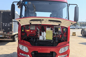 �������KR ��Ӣ�� 4.8L���� 240���� 4X2 ��ʿ��8�� 6.8�������ػ���ͼƬ