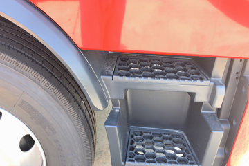 �������KR ��Ӣ�� 4.8L���� 240���� 4X2 ��ʿ��8�� 6.8�������ػ���ͼƬ