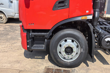 �������KR ��Ӣ�� 4.8L���� 240���� 4X2 ��ʿ��8�� 6.8�������ػ���ͼƬ