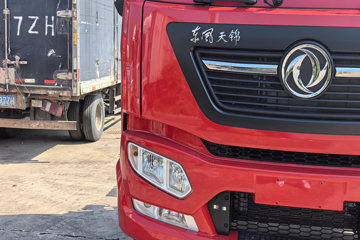 �������KR ��Ӣ�� 4.8L���� 240���� 4X2 ��ʿ��8�� 6.8�������ػ���ͼƬ