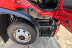 东风商用车 东风天锦KR 精英版 4.8L柴油 240马力 4X2 法士特8档 6.8米排半栏板载货车