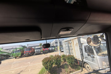 �������KR ��Ӣ�� 4.8L���� 240���� 4X2 ��ʿ��8�� 6.8�������ػ���ͼƬ