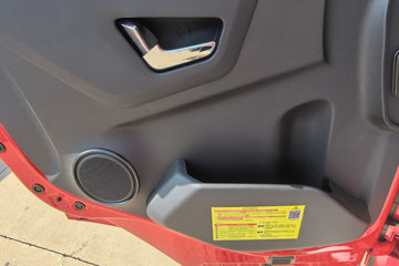 �������KR ��Ӣ�� 4.8L���� 240���� 4X2 ��ʿ��8�� 6.8�������ػ���ͼƬ