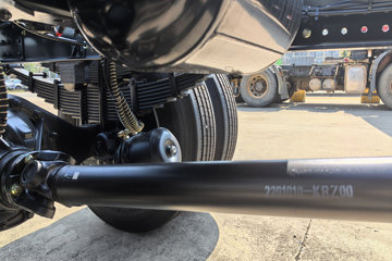 �������KR ��Ӣ�� 4.8L���� 240���� 4X2 ��ʿ��8�� 6.8�������ػ���ͼƬ