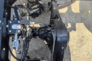 �������KR ��Ӣ�� 4.8L���� 240���� 4X2 ��ʿ��8�� 6.8�������ػ���ͼƬ