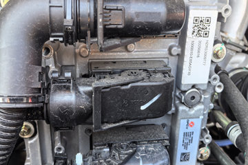 �������KR ��Ӣ�� 4.8L���� 240���� 4X2 ��ʿ��8�� 6.8�������ػ���ͼƬ